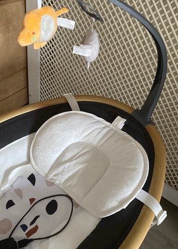Kraft Koyu Beyaz Bebek Beşiği ve Sepeti
