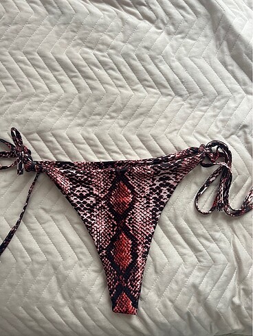Diğer Bikini alt