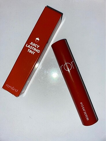 Diğer Romand Tint