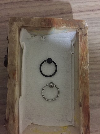 İkili kulak piercing