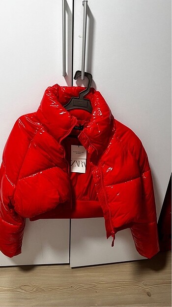 Zara mont