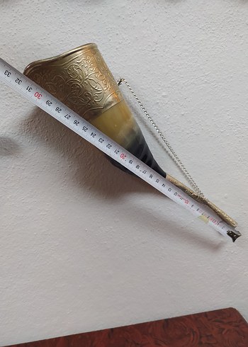 Antika Boynuz Şekilli Vazo - Görsel 4