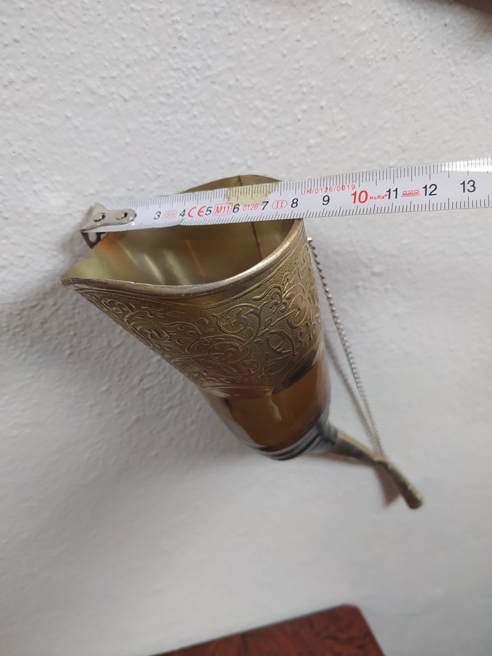 Antika Boynuz Şekilli Vazo - Görsel 5