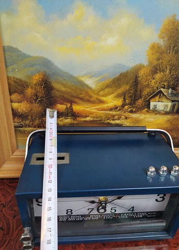 Masa Saati Radyo ve Kumbara Tasarımlı Metal kasa - Görsel 6