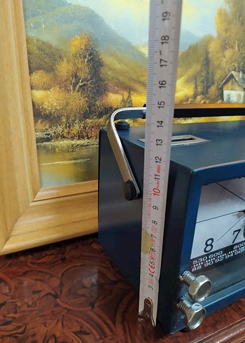 Masa Saati Radyo ve Kumbara Tasarımlı Metal kasa - Görsel 7