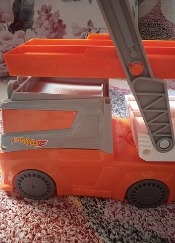  Hotwheels mega tır 