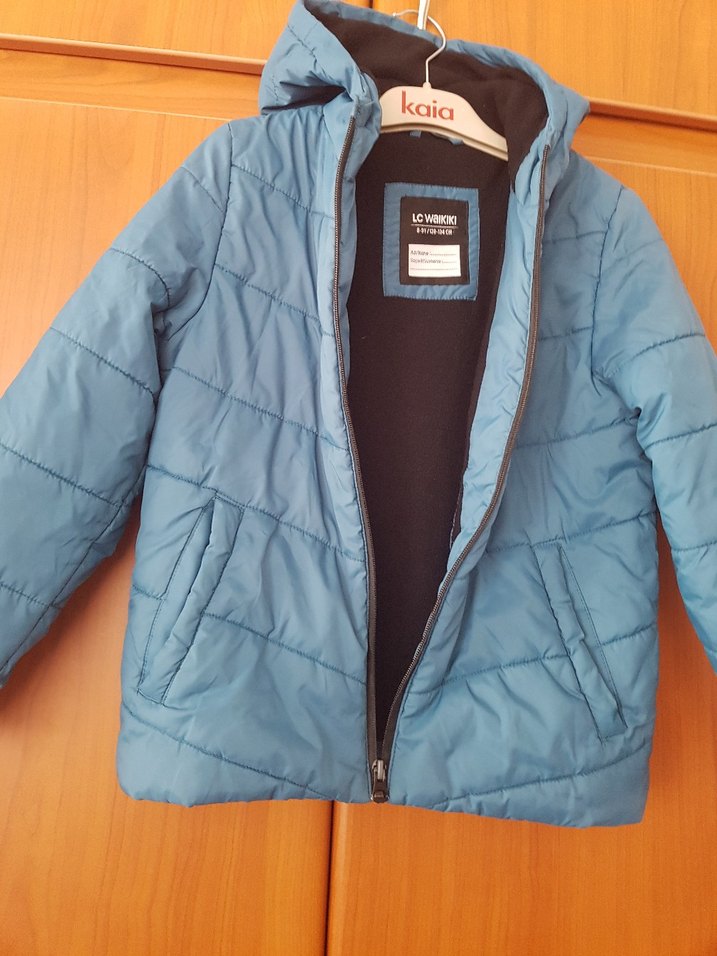 Mavi Kapüşonlu Erkek Çocuk Mont - Görsel 4