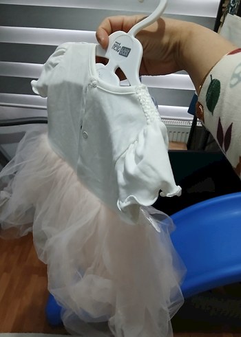 Kız Çocuk Beyaz Nakışlı Kısa Kollu Triko Elbise - Görsel 4