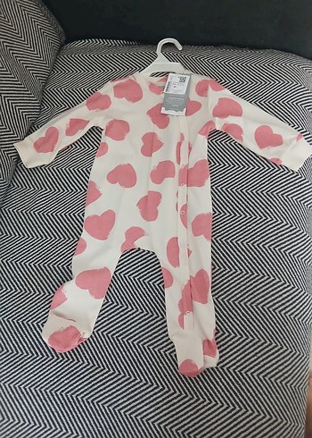 Pembe Kalp Desenli Bebek Kız Tulumu - Görsel 2