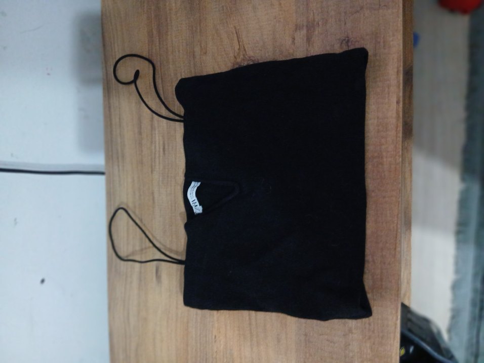 Siyah Süet V Yaka İnce Askılı Mini Kadın Atlet - Görsel 4