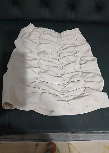 Beyaz Kısa Fırfırlı Keten Mini Etek - Görsel 3