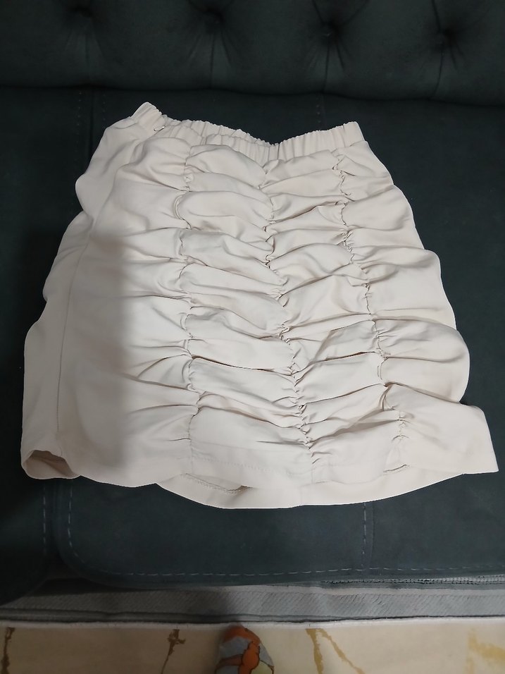 Beyaz Kısa Fırfırlı Keten Mini Etek - Görsel 3