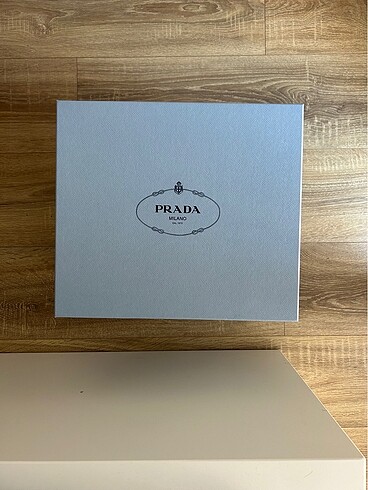 Orijinal Prada mukavva kutu