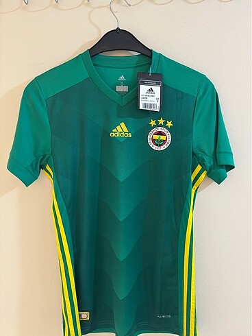 Fenerbahçe 17-18 Sezonu Yeşil Alternatif Forması