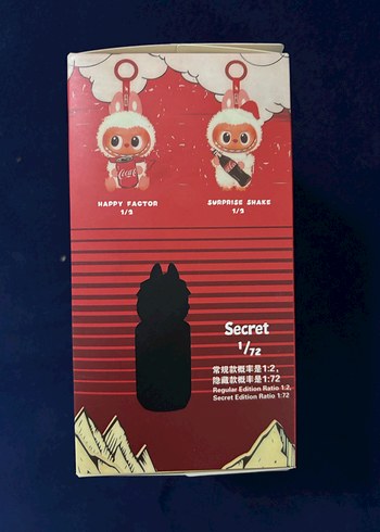 THE MONSTERS Labubu X Coca Cola Pop Mart Figür - Görsel 4