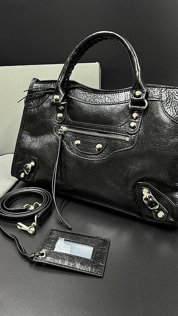 Balenciaga BALENCİAGA SİYAH DERİ ÇANTA