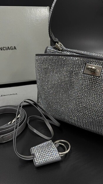 Balenciaga BALENCİAGA PIRLANTA ÇANTA SİYAH/GOLD/GRİ