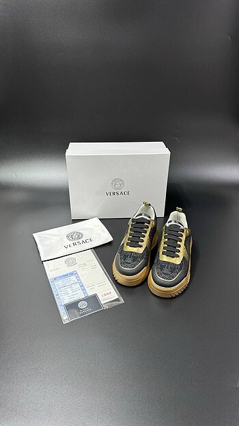 40 Beden çeşitli Renk Versace Logo Detail Klasik Ayakkabı