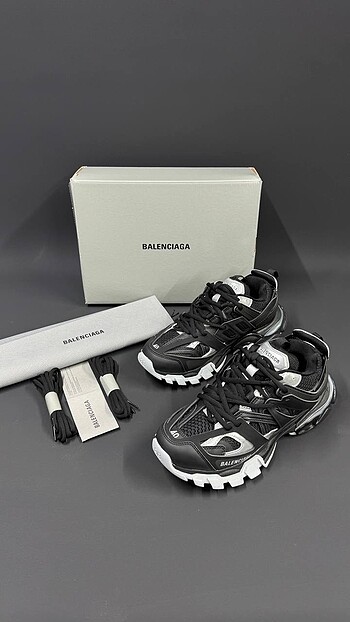 Balenciaga Track Siyah Beyaz Sneakers