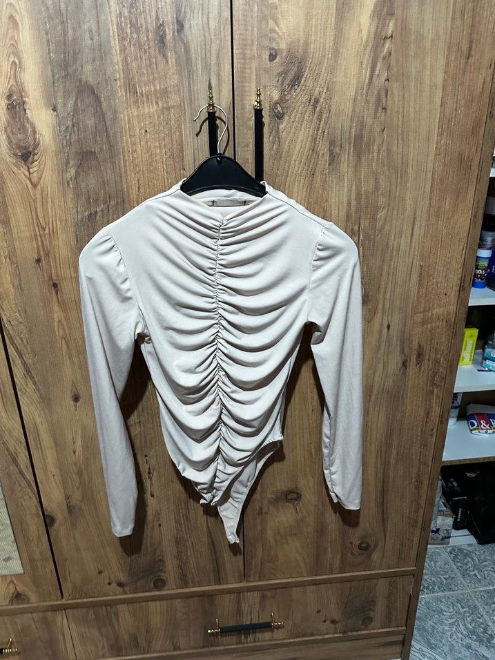 Drapeli Uzun Kollu Yüksek Yakalı Kadın Bluz - Görsel 2