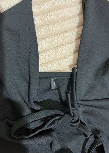 s Beden Siyah Halter Yaka Askılı Bustiyer