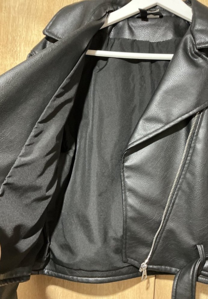 Kadın Siyah Kemerli Kısa Deri Biker Ceket - Görsel 3