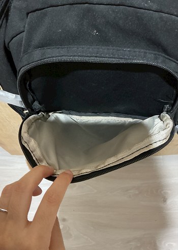 Siyah Okul Sırt Çantası - Görsel 3