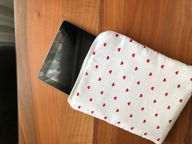 Beden Tablet Çantası