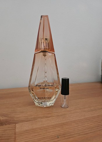 Givenchy Ange Ou Démon Le Secret 2 ml