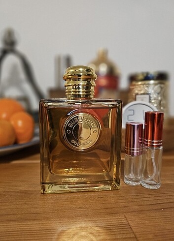 Burberry Goddess eau de parfum intense 3 ml