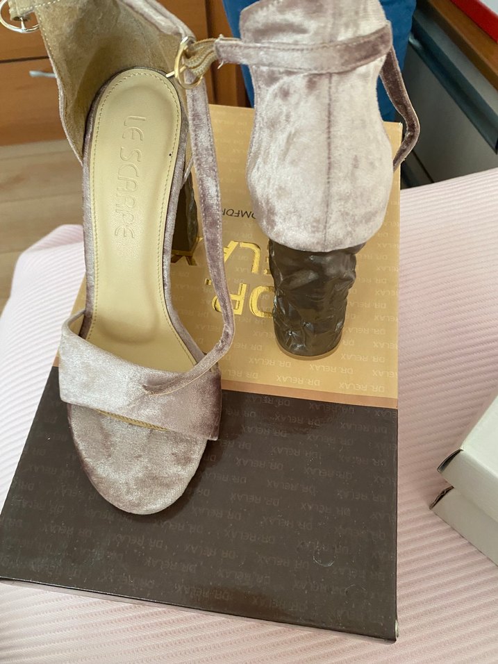 Bej Süet Tokalı İnce Topuklu Kadın Ayakkabı - Görsel 3