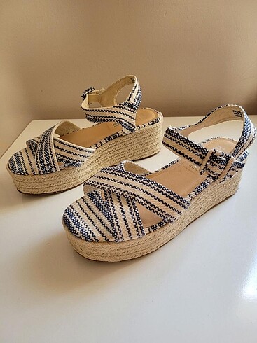 Primark sandalet