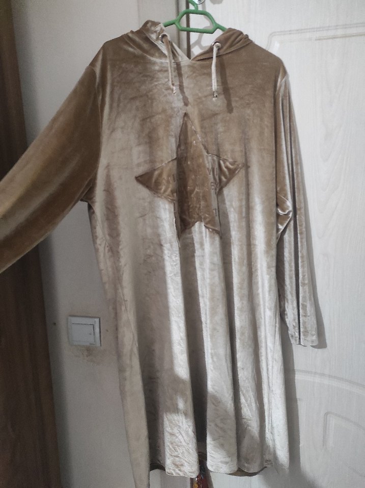 Bej Uzun Kadın Sabahlık Kapşonlu - Görsel 3