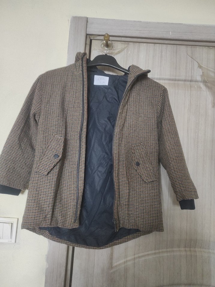 Kahverengi Düğmeli Erkek Çocuk Yün Kaban - Görsel 2