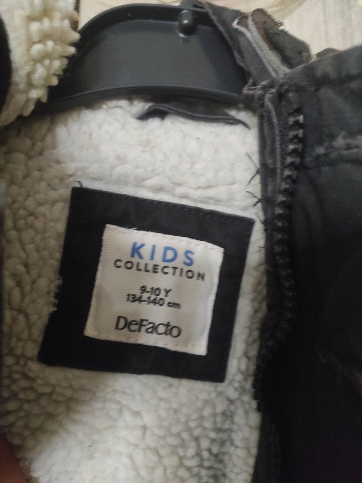 Erkek Çocuk Siyah Denim Düğmeli Kaban - Görsel 3