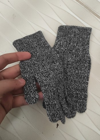 Gri Örgü Kadın Eldivenleri - Görsel 4