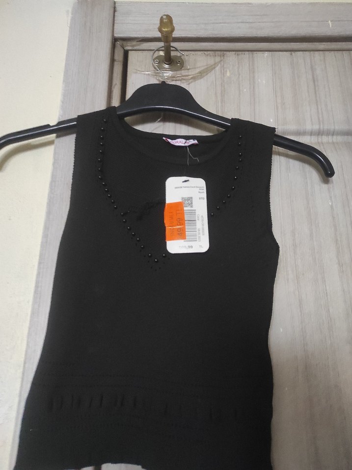 Siyah Kız Çocuk Kolsuz Dar Kesim Yelek - Görsel 2