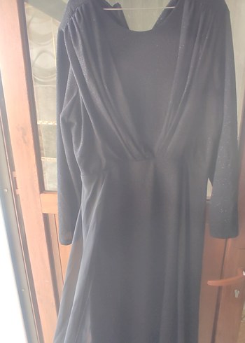 Uzun Siyah V Yakalı Kadın abiye elbise - Görsel 2