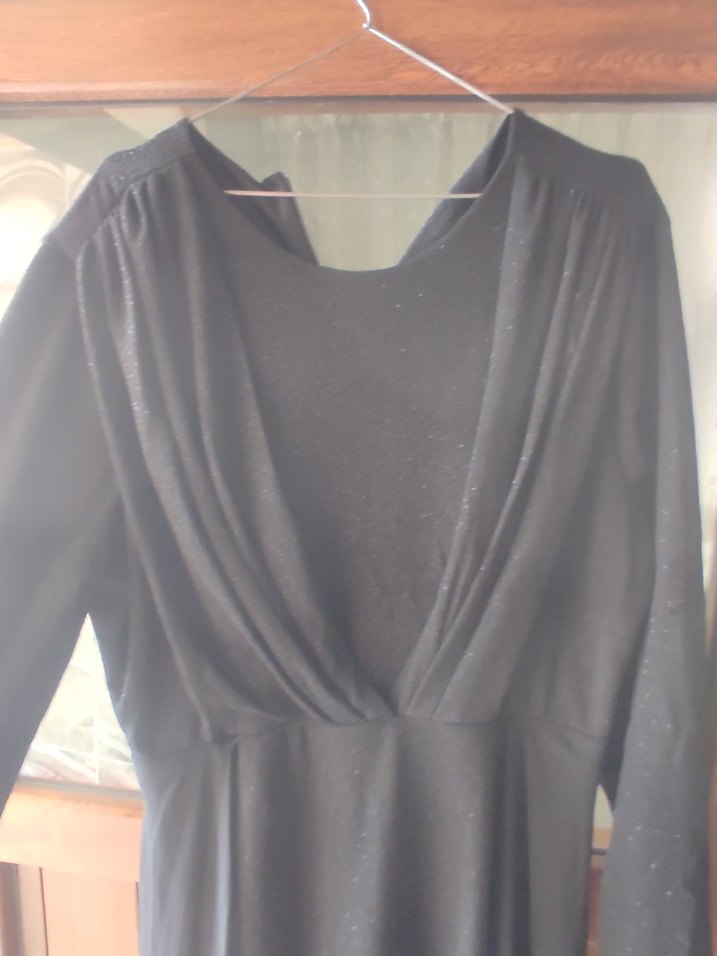 Uzun Siyah V Yakalı Kadın abiye elbise - Görsel 3