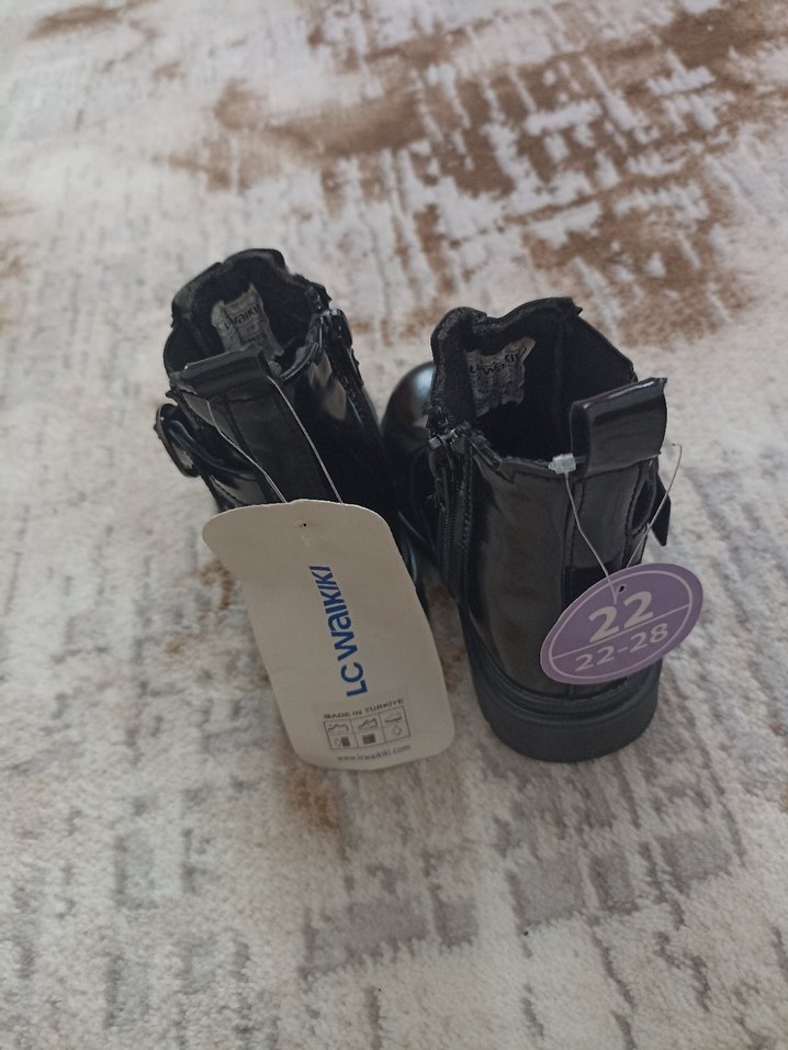 Kız bebek bot siyah rengi 22 numara - Görsel 4