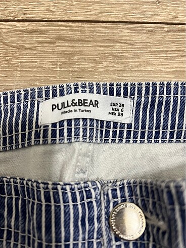Pull and Bear Pull and bear