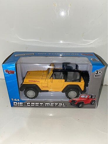 1:64 Ölçekli Lisanlı Araba