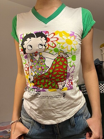 Betty Boop tişört Urban outfitters