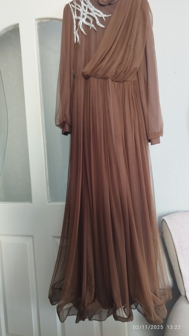 Kadın Bej Uzun Kollu Drapeli Elbise - Görsel 3