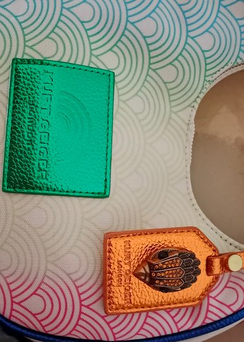 Beden Southbank Cross Body