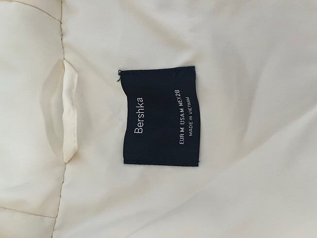 m Beden beyaz Renk mont az kullanılmış