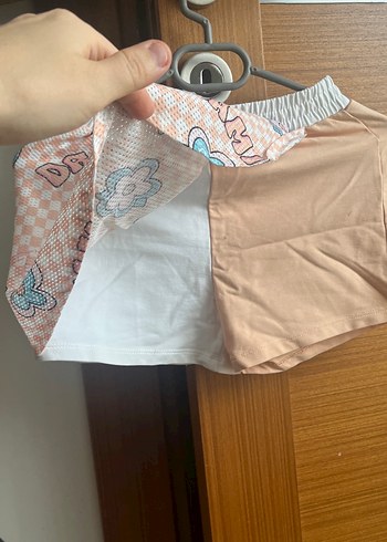 Kız Çocuk kolları Fırfırlı panço 6/7 yaş tişört şort takım - Görsel 6