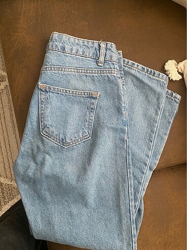 26 Beden mavi Renk Jean pantalon