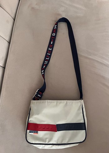Tommy Hilfiger Gri Beyaz Kadın Çapraz Çanta