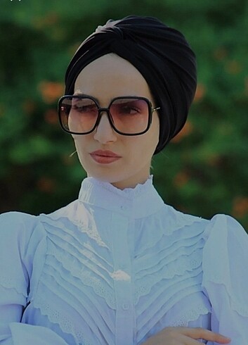 Kullanılmamış SİYAH renkli HAZIR MODEL BONE Havuza uygun